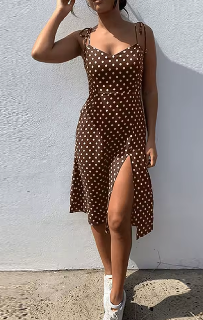 Summer sun dress with dots and flowing skirt | Malena